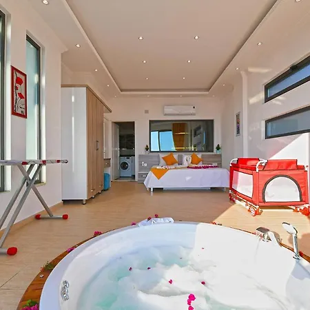 Loris Holiday home